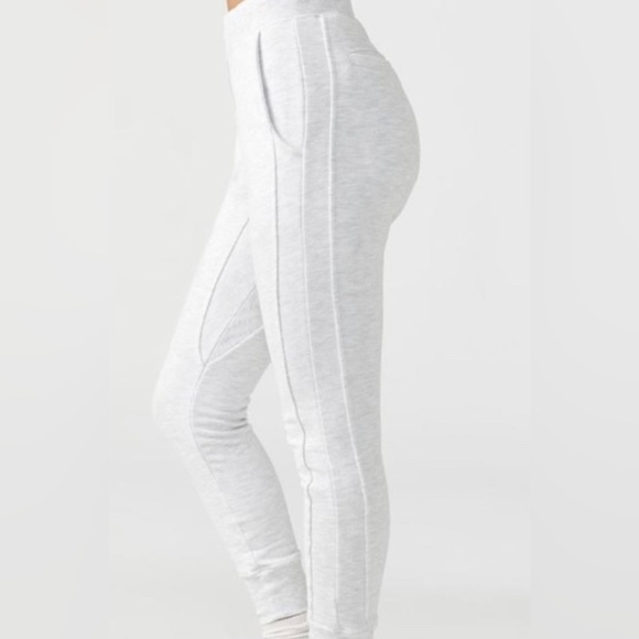 Sold on another cite. - Picture 2 of 6